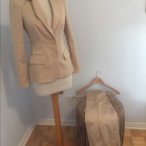 Suit two pieces with pants